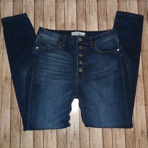 KanCan Curvy Skinny Jeans